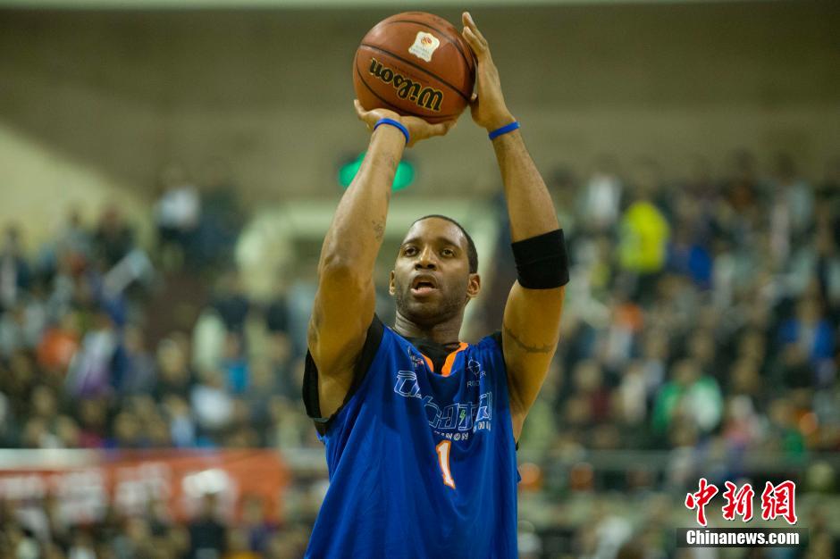 一位曾参加 一位曾参加