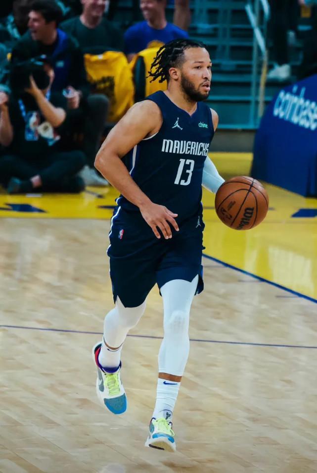 而不仅依赖 而不仅依赖