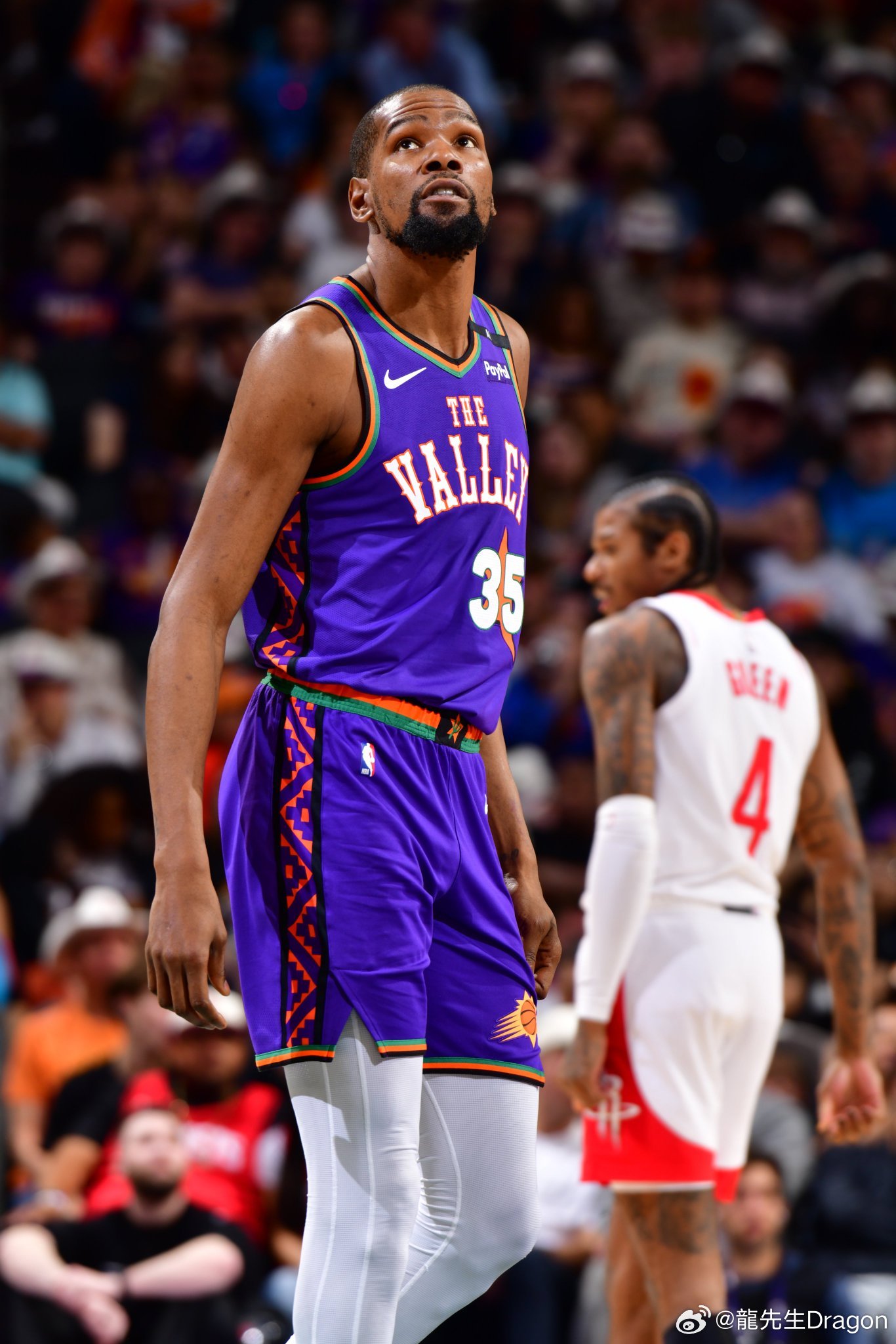 领袖并非轻 领袖并非轻