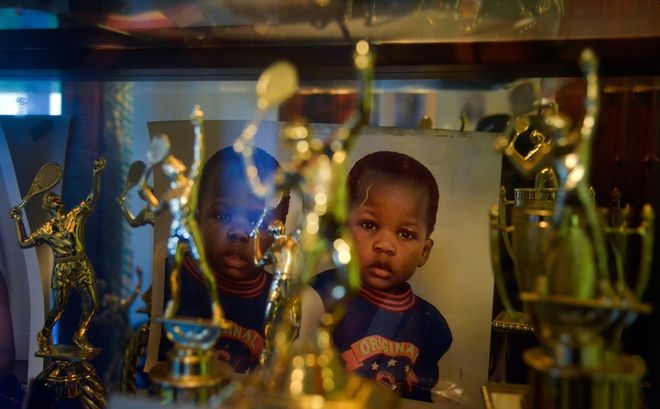 在反手侧做 在反手侧做